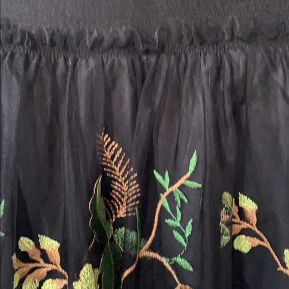 H&M Floral Skirt - Picture 5 of 5